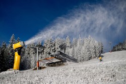 Na Černé hoře jsme zahájili zasněžování.