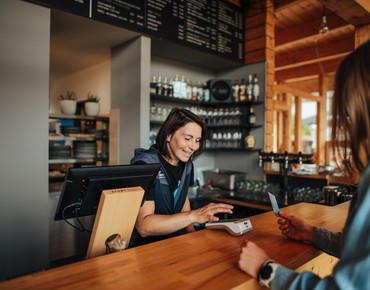Obsluha na baru - pokladně